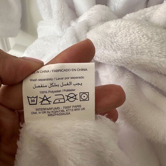 Montblanc White Unisex Bathrobe Super Soft Plush NWT One size - Picture 7 of 8
